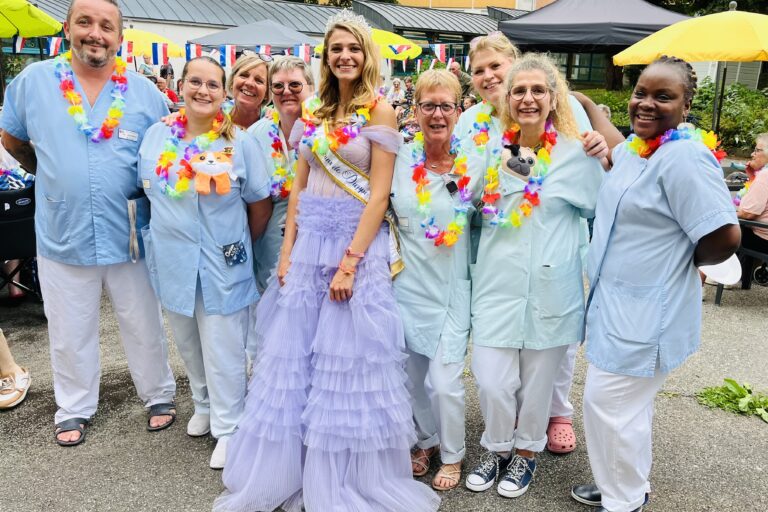 🎢 Quand la reine de la foire de Dieppe vient au GHT Caux Martitime … 🎢