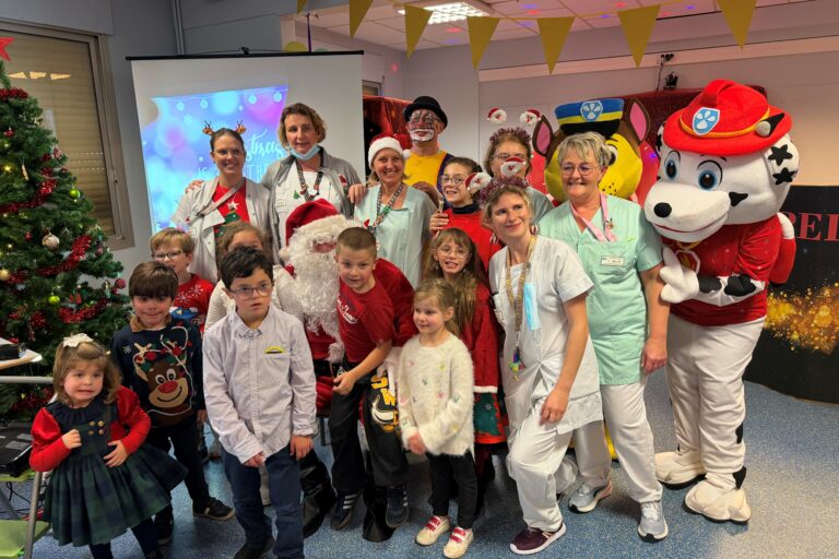 🎅🎄La magie de Noël présente en Pédiatrie 🎅🎄