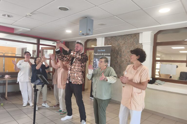 🍖🍗 « Tout l&rsquo;monde dehors ! » Et c&rsquo;est pour la bonne cause ! 🍖🍗